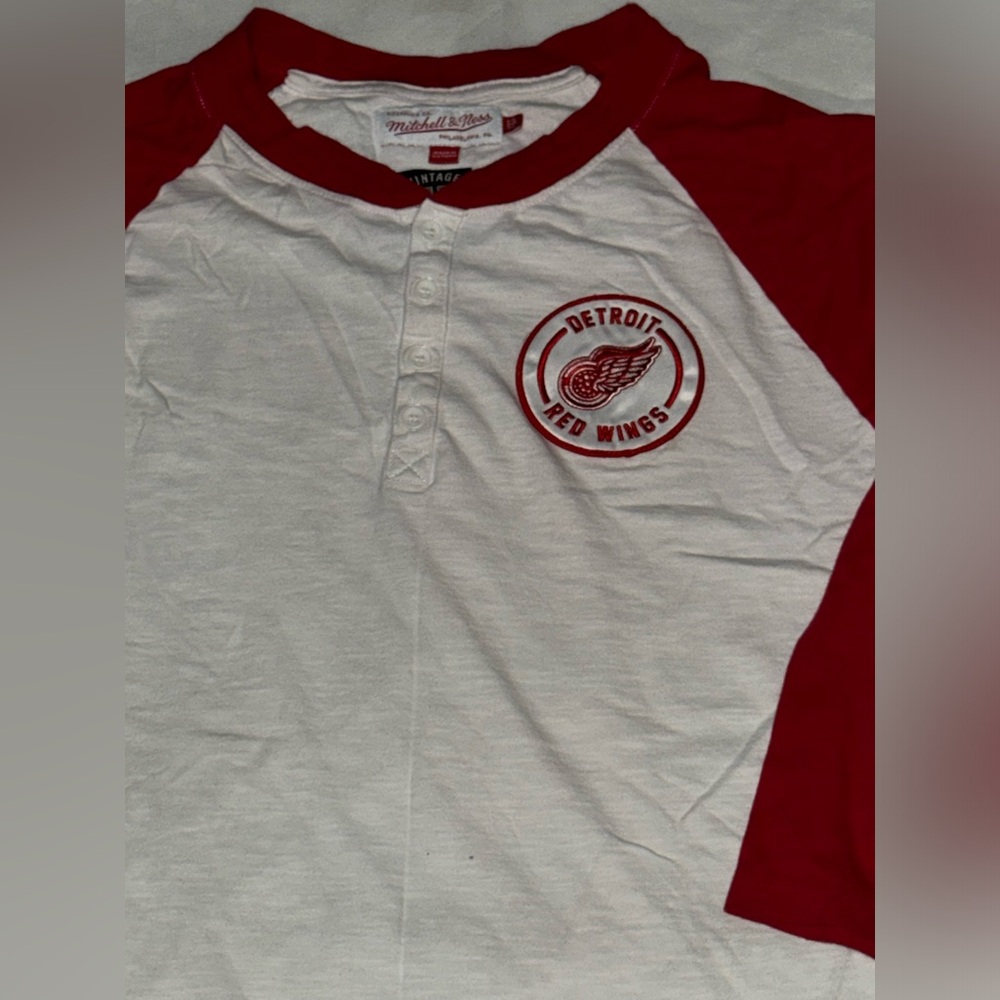 Men’s Mitchelll& Ness Detroit Red Wings